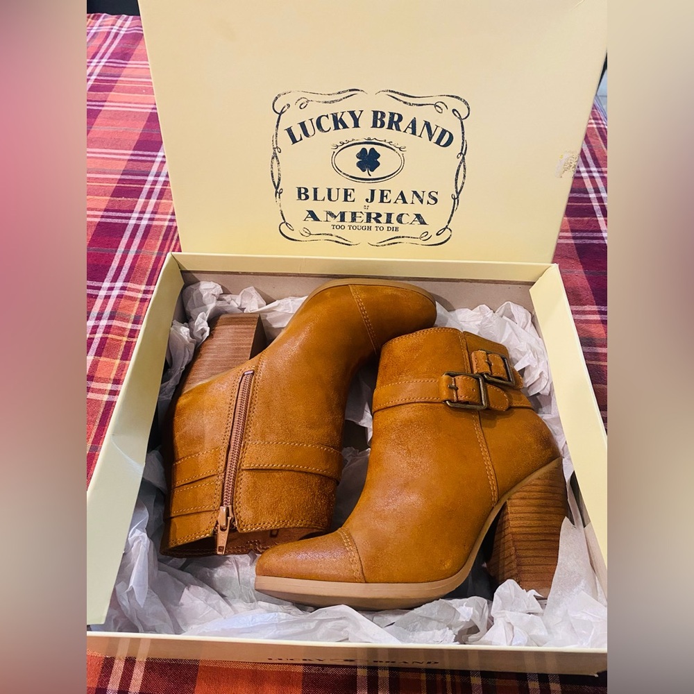 Lucky Brand Women's Brown Heeled Boots